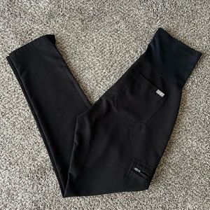 FIGS Maternity scrub pants